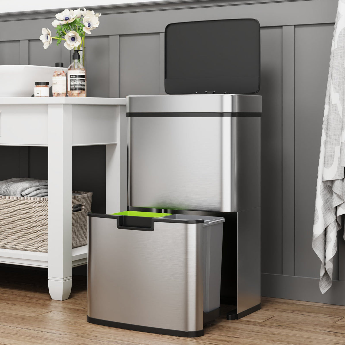 Kitchen Trash Can with Dual Compartments for Recycling