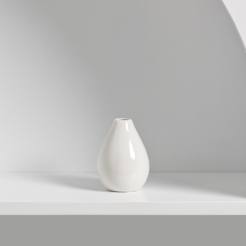 Mini Ceramic Bud Vase for Shelves and Desks