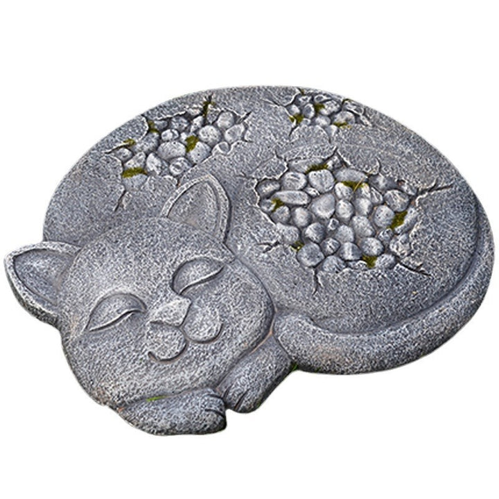 Sleeping Cat Stepping Stone for Garden Paths & Beds