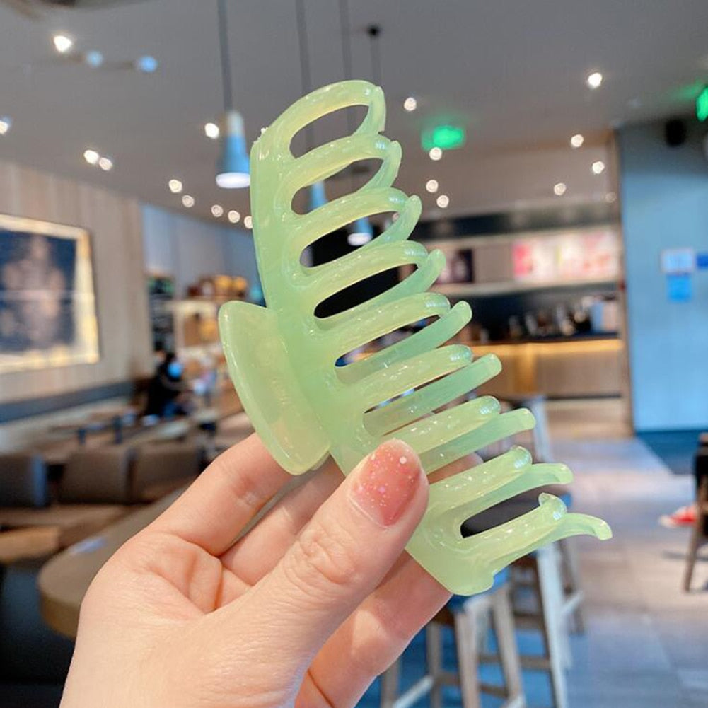 Large Acrylic Hair Claw Clip for Elegant Updos Every Day