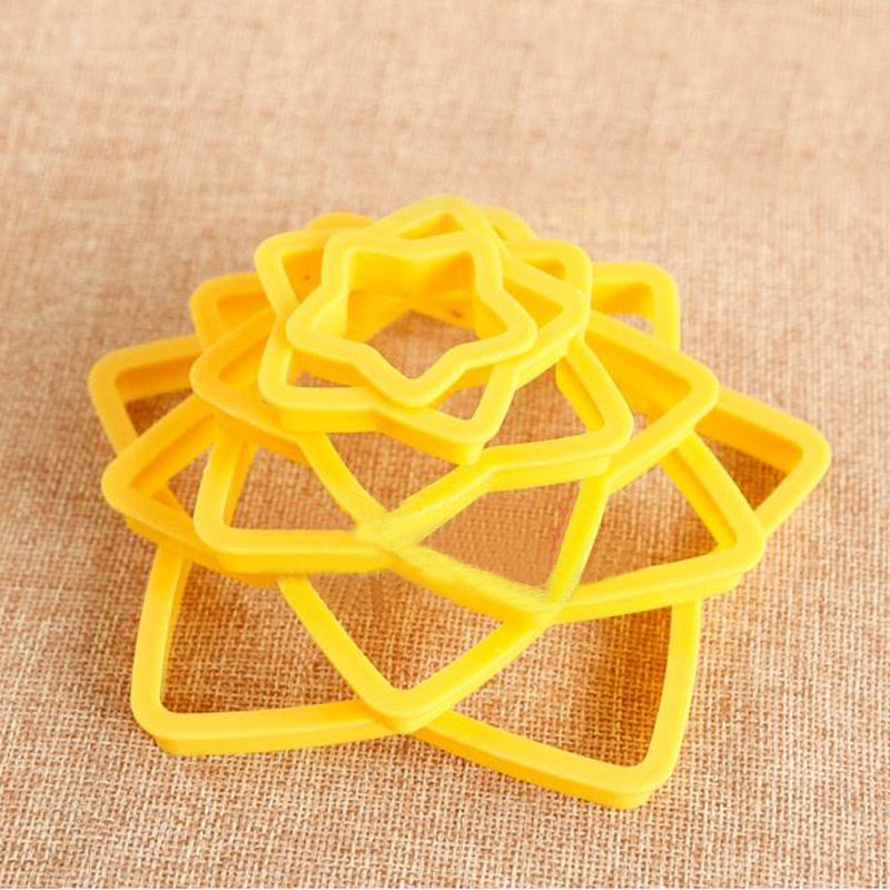 Christmas Star Cookie Cutter Set for Stacked Tree Cookies