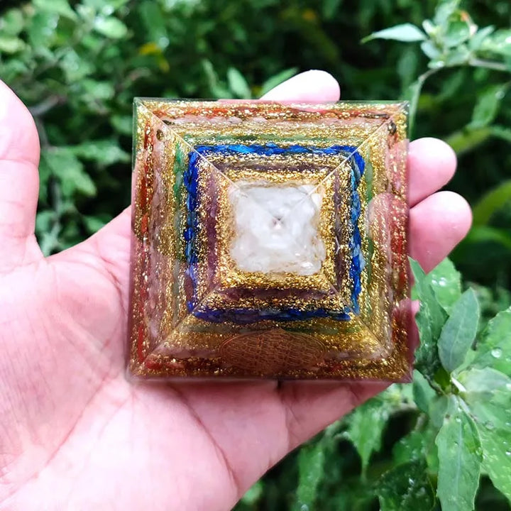 Seven-Color Orgone Pyramid for Meditation Space Decor