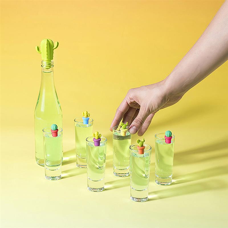 Cactus Silicone Wine Stopper & 6 Glass Drink Markers