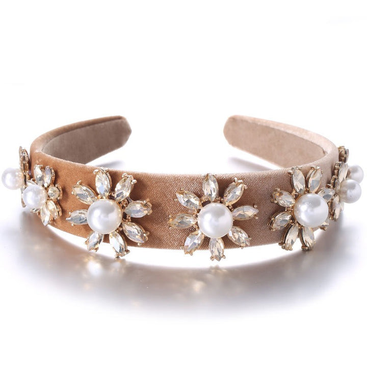 Pearl Flower Headband for Glamorous Occasion Style