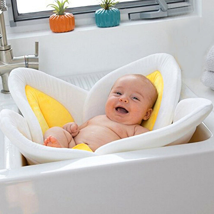 Baby Bath Mat Flower Sink Support for Newborn Bathing