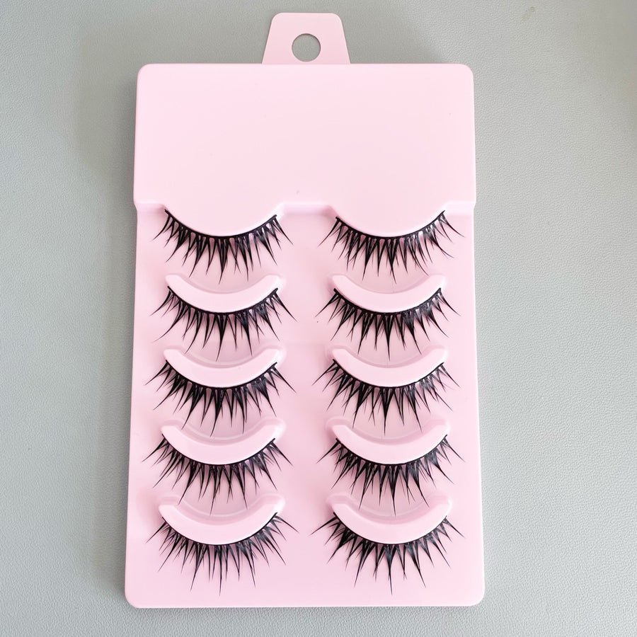 False Eyelashes for Bold, Bushy Cartoon-Style Eyes