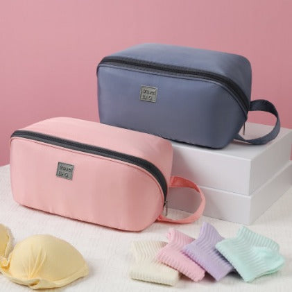 Travel Bra and Underwear Storage Bag for Suitcase Packing