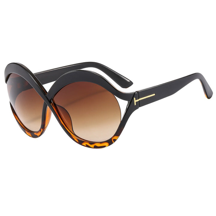 Oversized Round Sunglasses With Glamorous Gradient Lenses