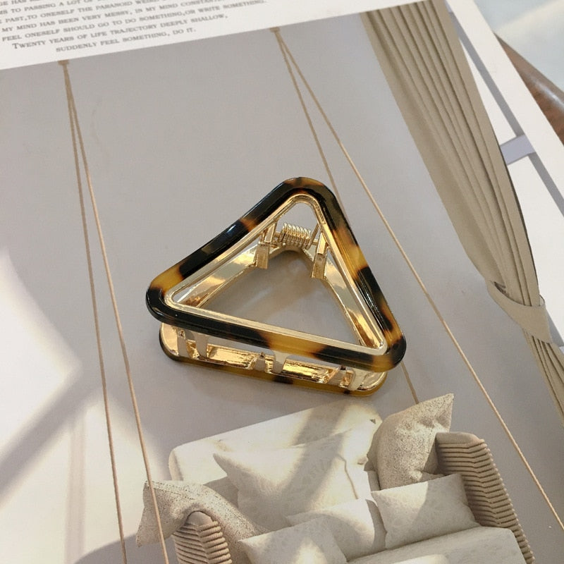 Geometric Hair Claw Clip For Polished Everyday Styles