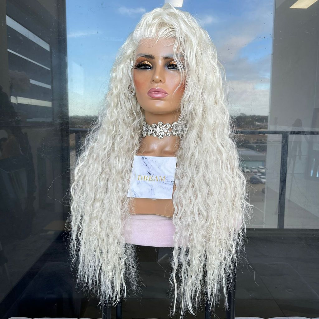 Long Curly Lace Front Wig – Glamorous Blonde Style