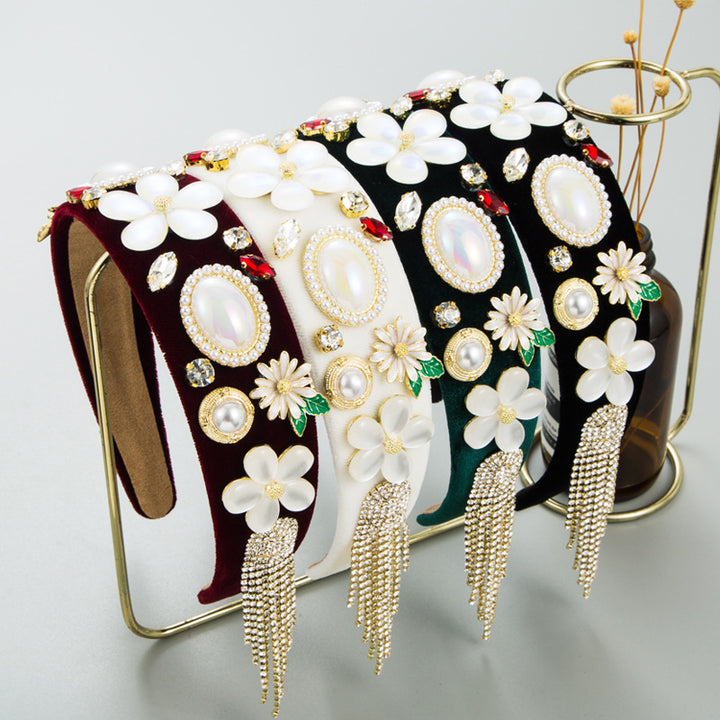 Velvet Baroque Headband for Vintage Glamour Outfits