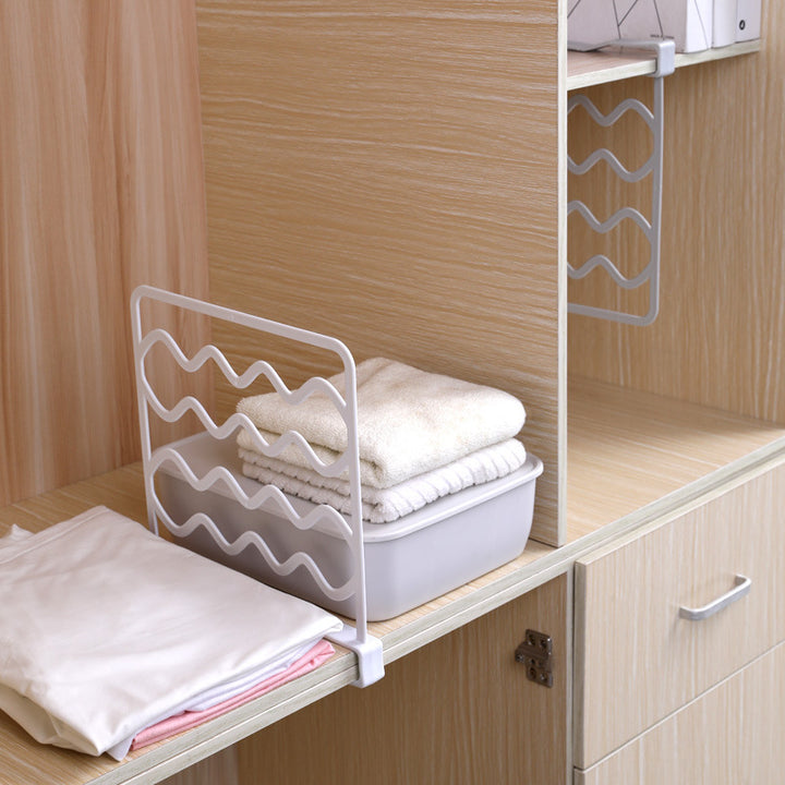 Nail-Free Wardrobe Shelf Dividers for Closet Organizing