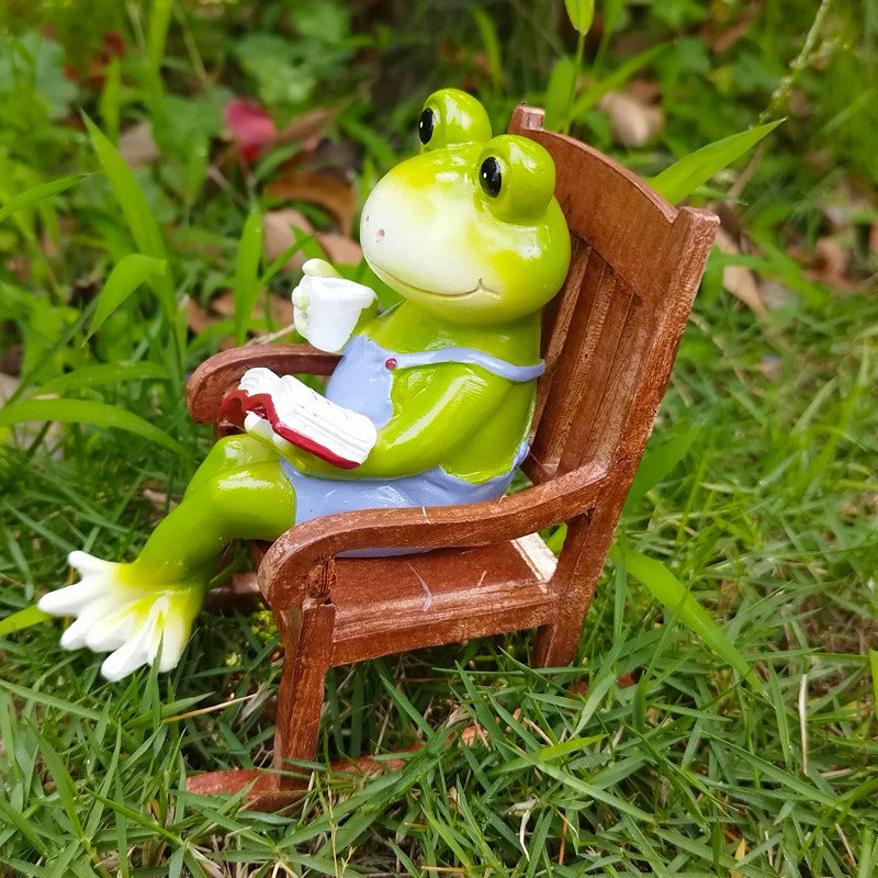 Reading Frog Rocking Chair Micro Landscape Ornament