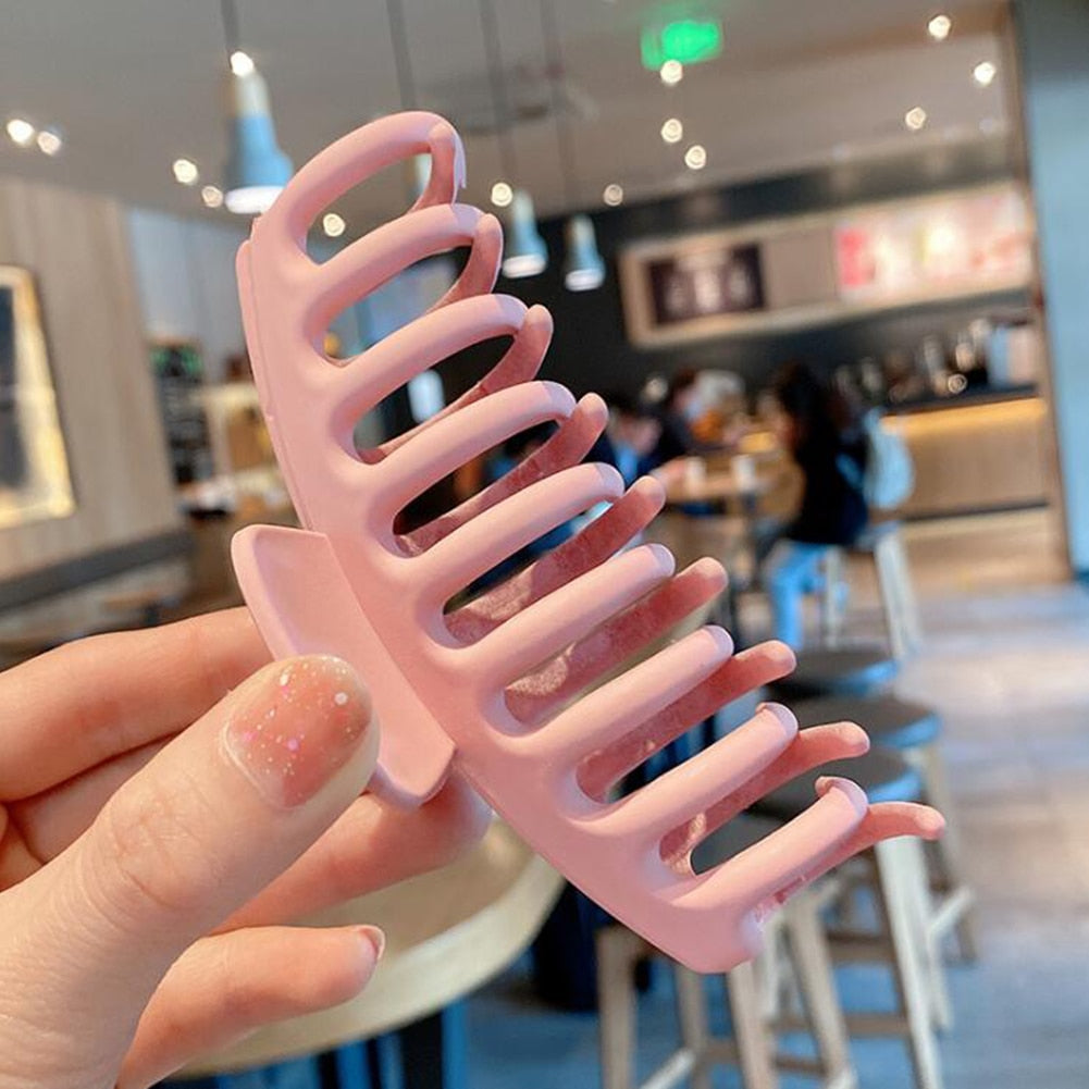 Large Acrylic Hair Claw Clip for Elegant Updos Every Day