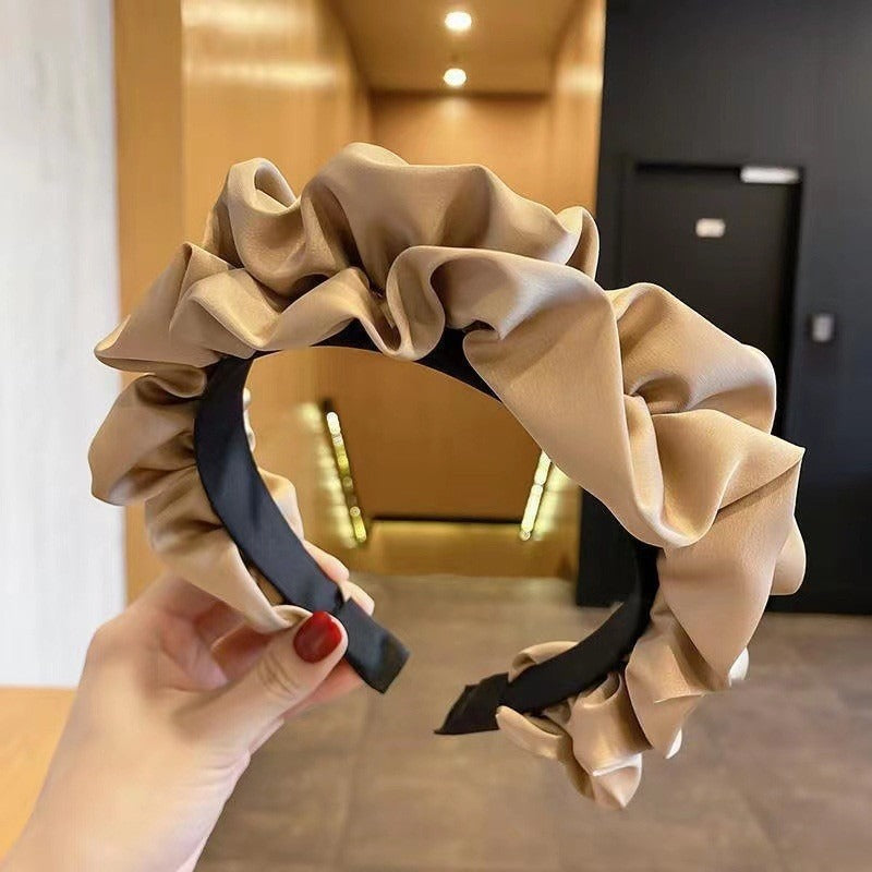 Women's Wide-Brim Headband for Dramatic Volume & Style