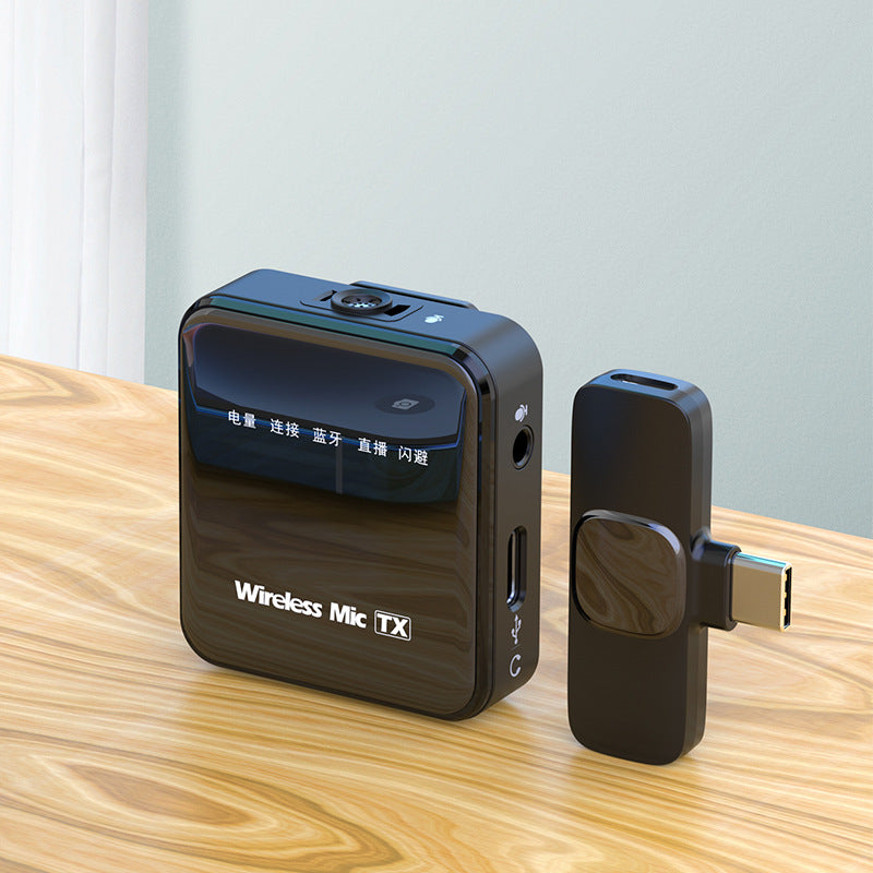 Wireless Lapel Microphone for Streaming and Vlogging