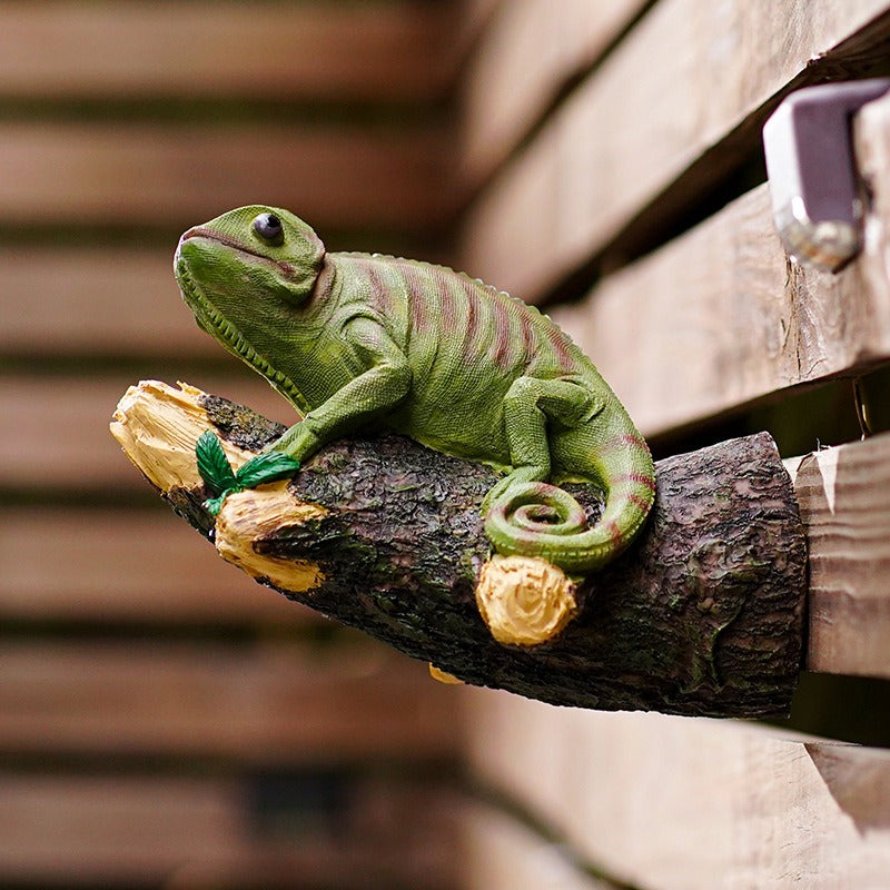 Chameleon Garden Ornament for Fences and Trees