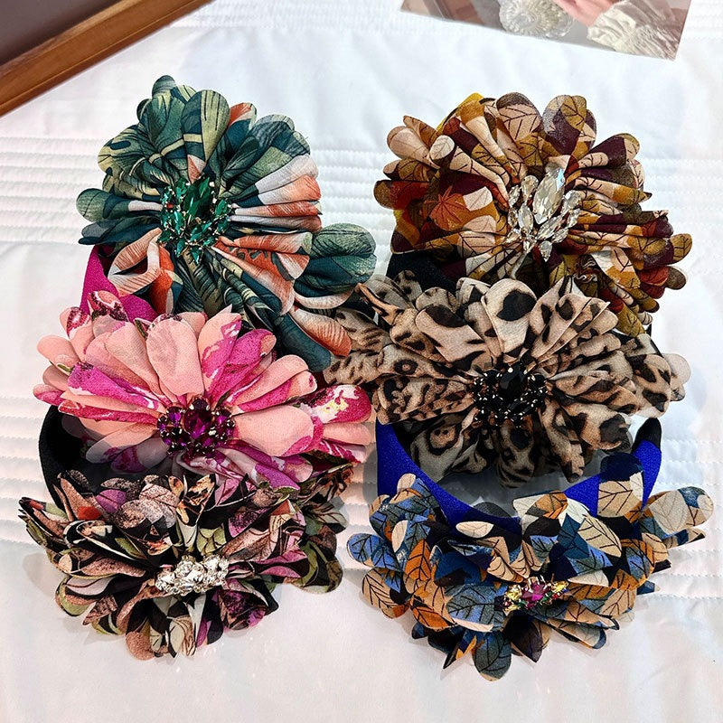 Statement Floral Headband with Anti-Slip Jewel Detail