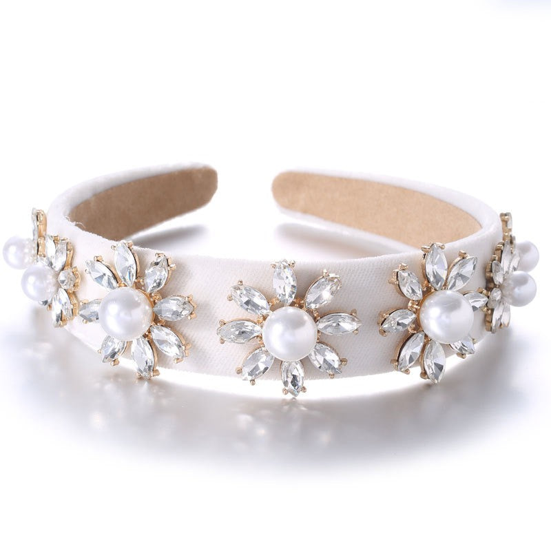 Pearl Flower Headband for Glamorous Occasion Style