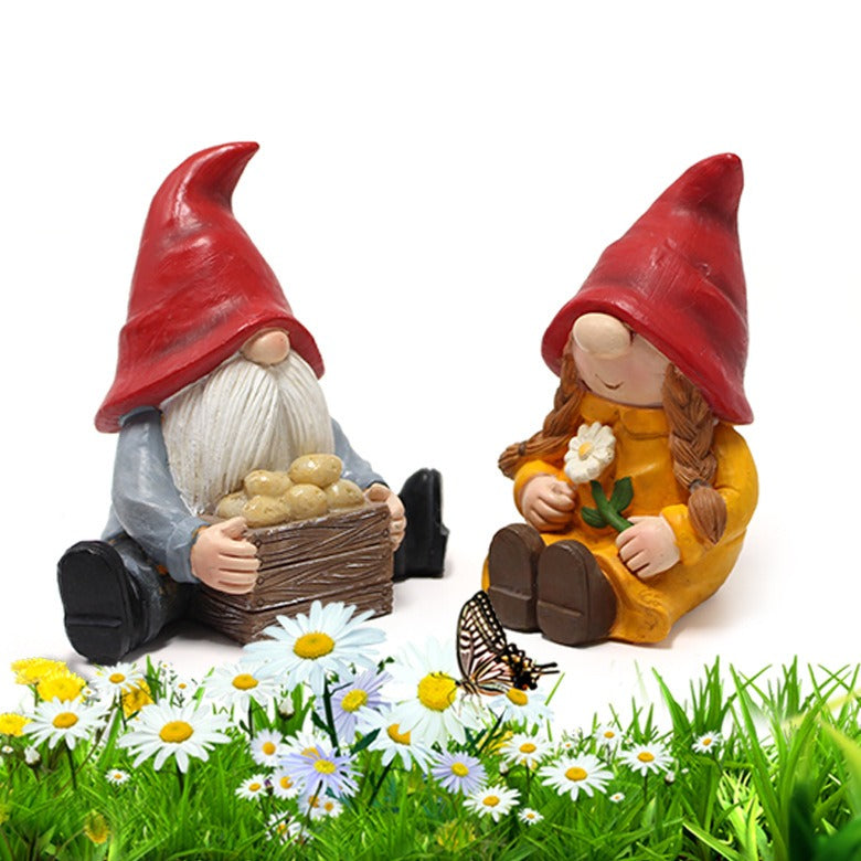 Red Hat Gnome Couple Garden Decor for Beds and Shelves