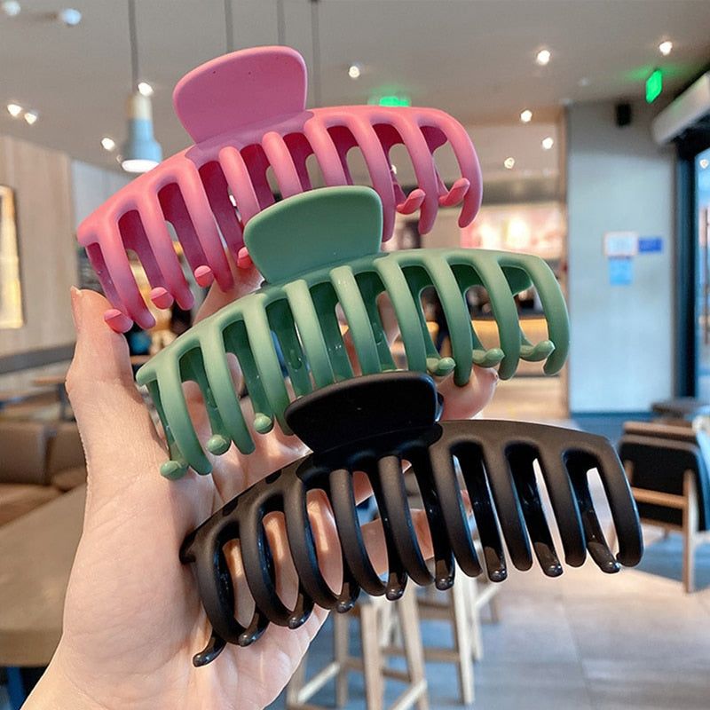 Large Acrylic Hair Claw Clip for Elegant Updos Every Day