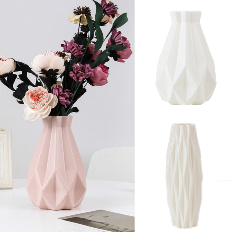 Nordic Faceted Plastic Vase: Ceramic Look, Unbreakable