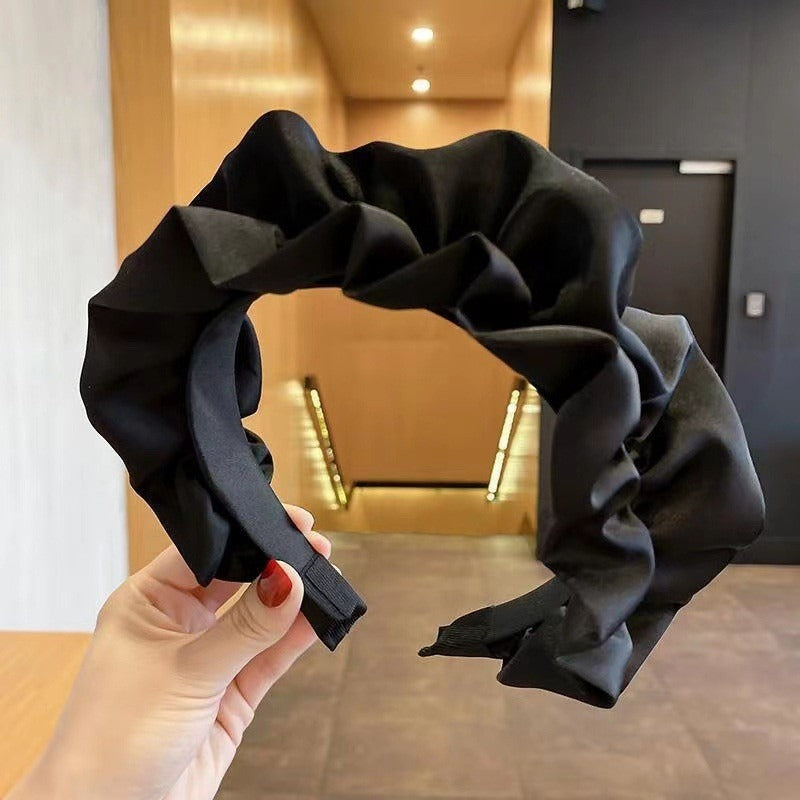 Women's Wide-Brim Headband for Dramatic Volume & Style