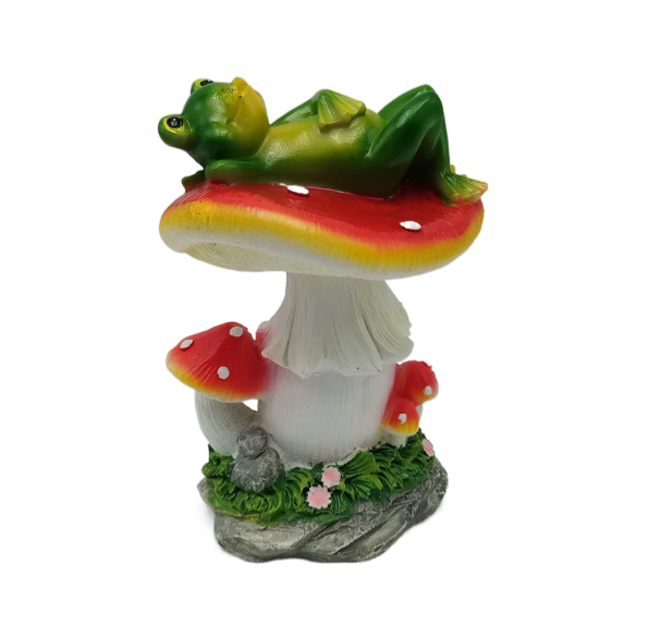 Frog and Mushroom Garden Figurine for Balcony Decor