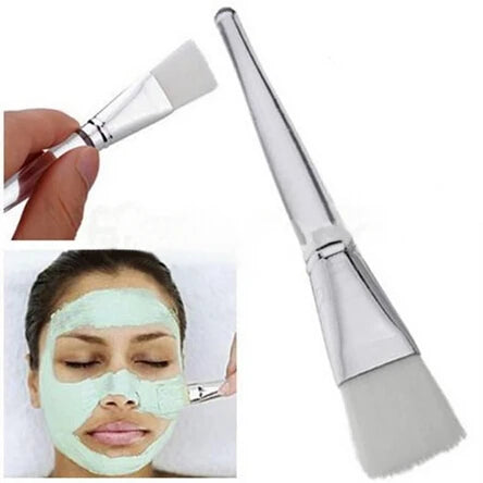 Facial Mask Brush — Smooth, Even Application for Flawless Skin