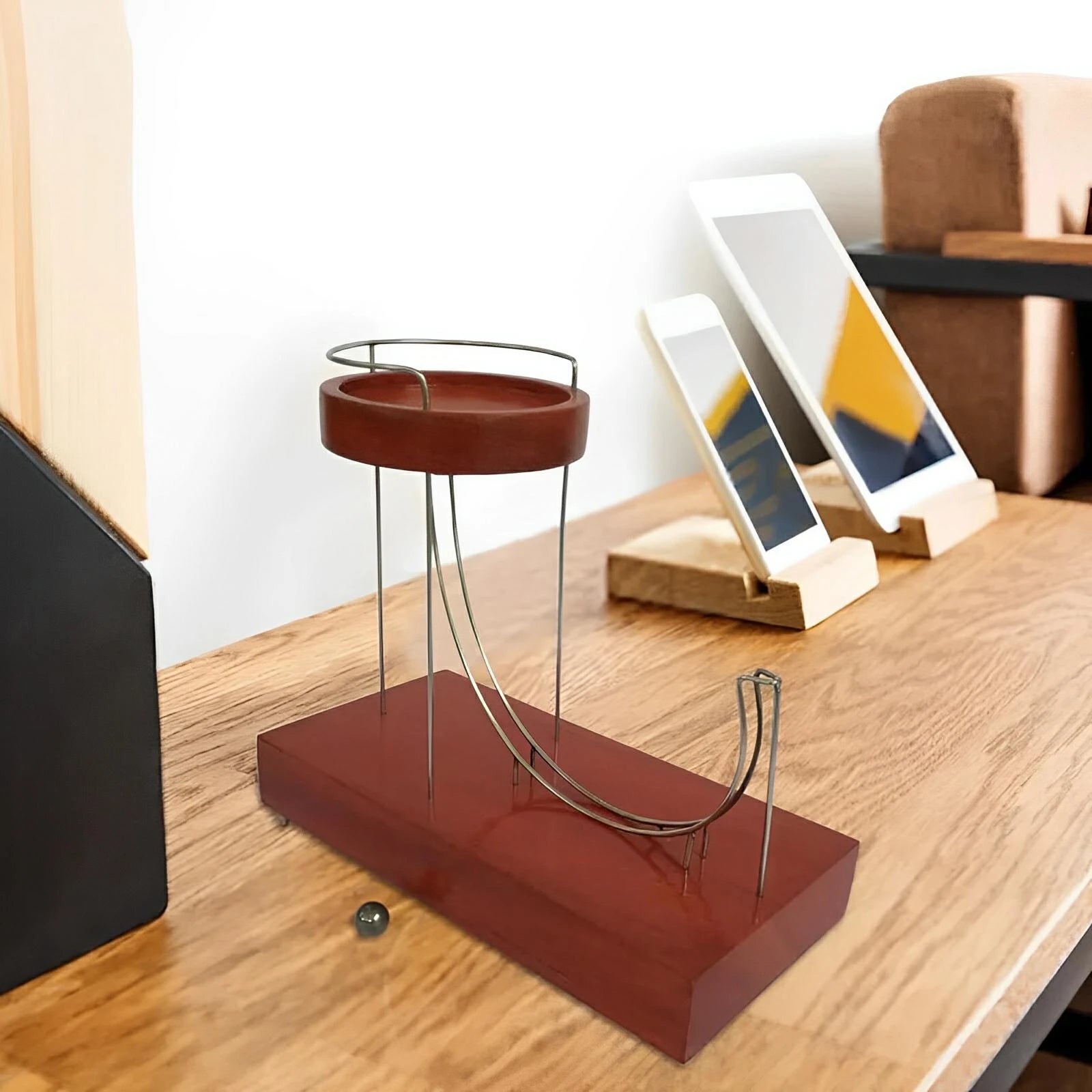 Perpetual Motion Toy - wanelo - store - roman