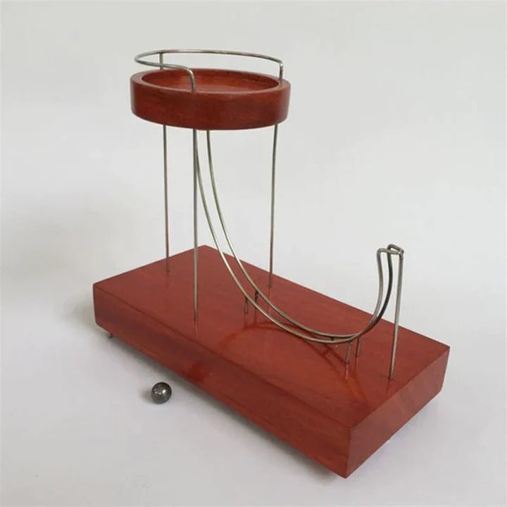 Perpetual Motion Toy - wanelo - store - roman