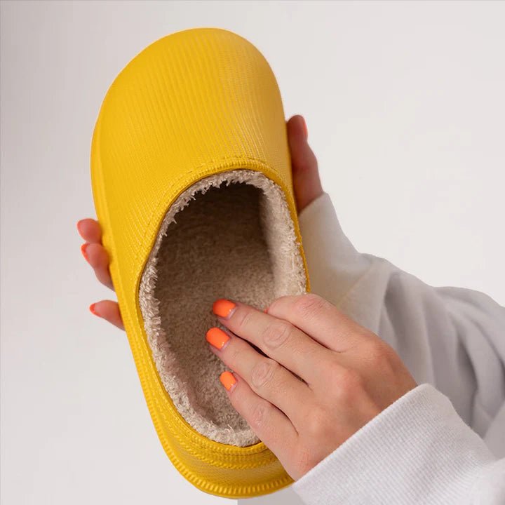 Slippers with fur - wanelo - store - roman