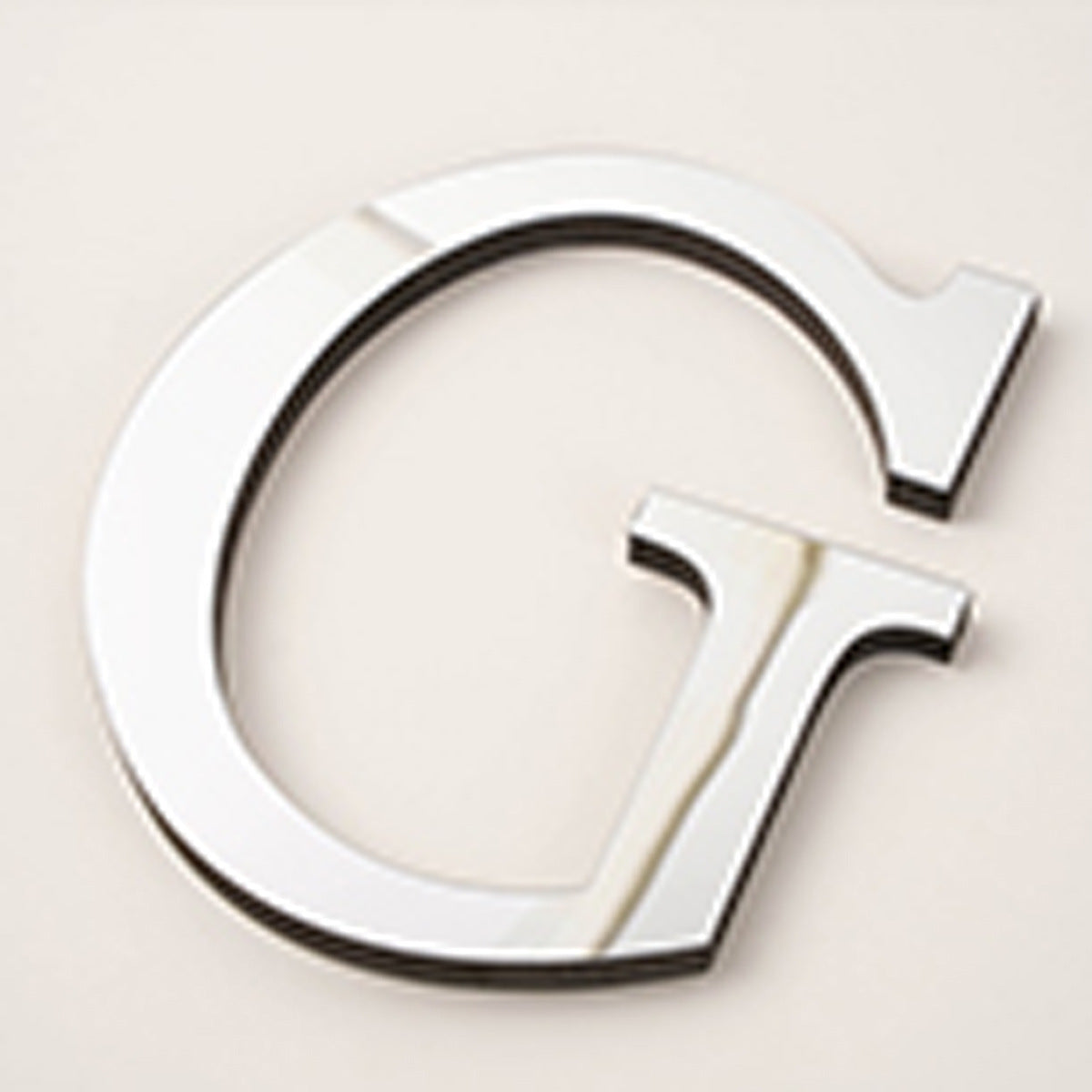 Acrylic Mirror Letters for Eye-Catching Wall Decorations