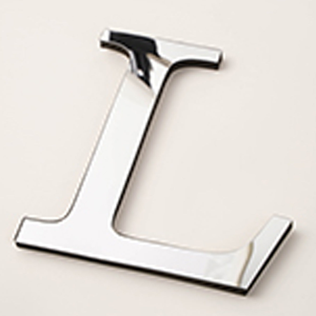 Acrylic Mirror Letters for Eye-Catching Wall Decorations
