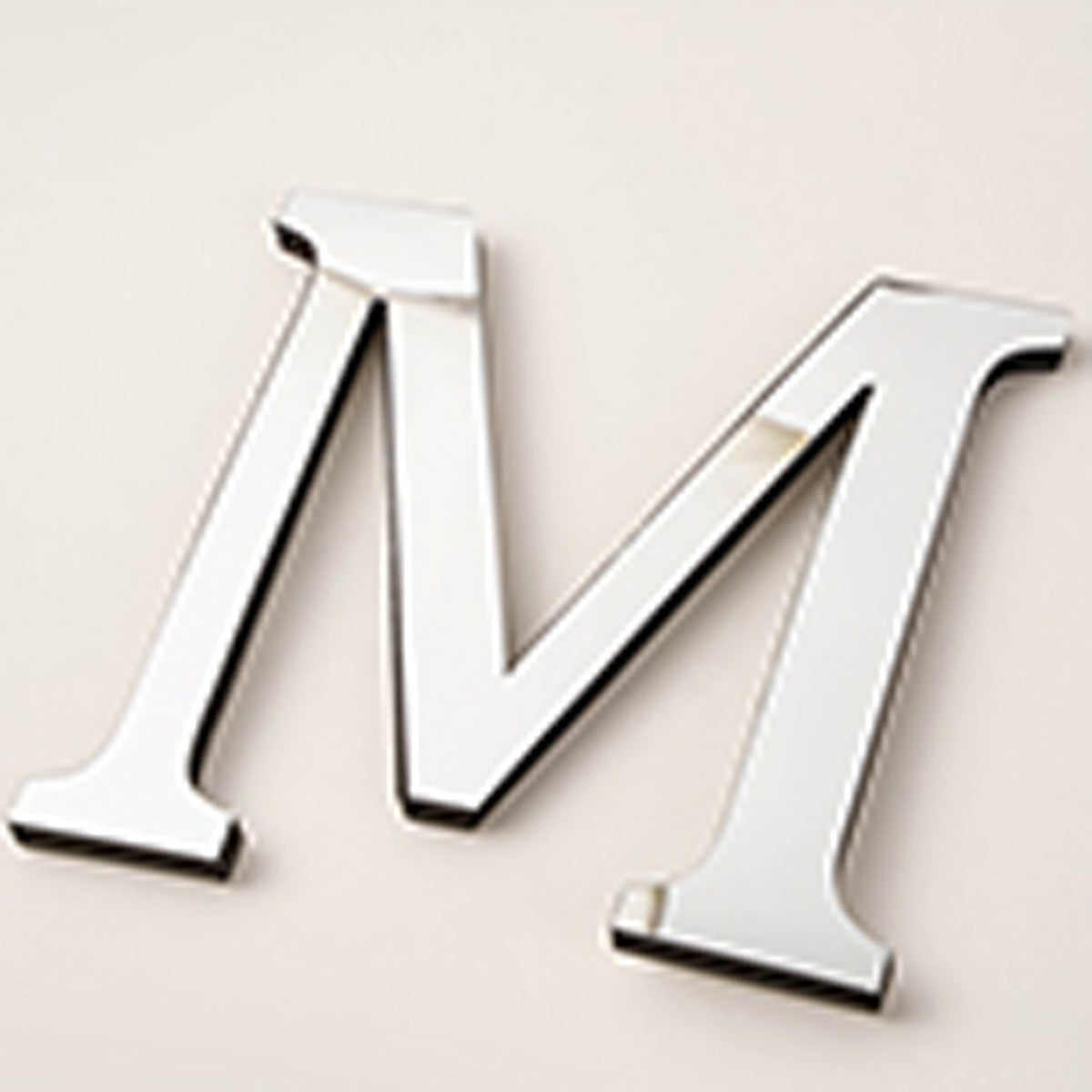 Acrylic Mirror Letters for Eye-Catching Wall Decorations