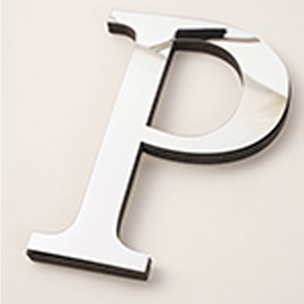 Acrylic Mirror Letters for Eye-Catching Wall Decorations