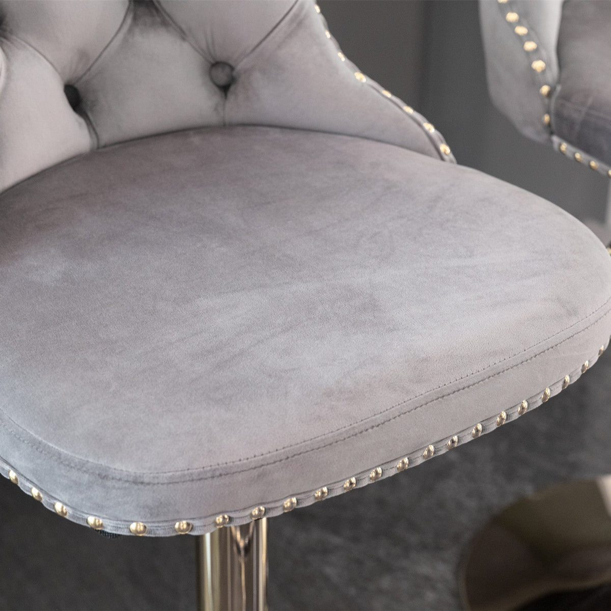 Tufted Velvet Bar Stool, Adjustable 25-33 Inch Height
