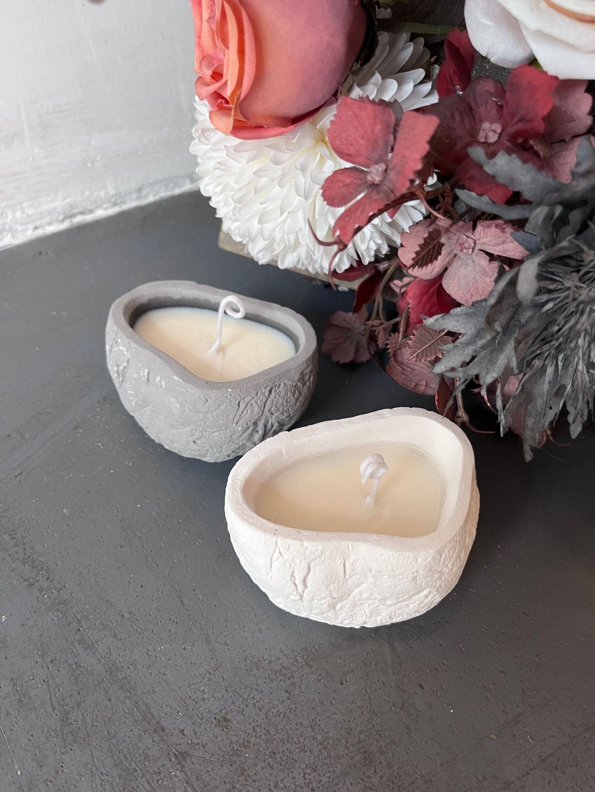 Sculptural Soy Wax Aromatherapy Candle for Bedroom Calm
