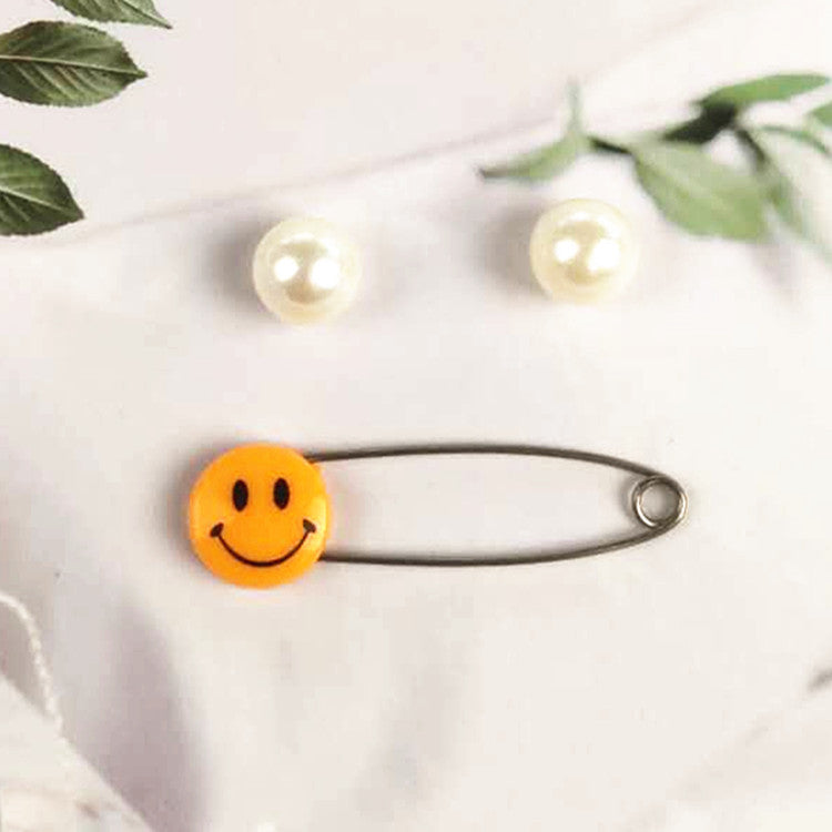 Baby Safety Pins with Covered Closures for Clothing Care