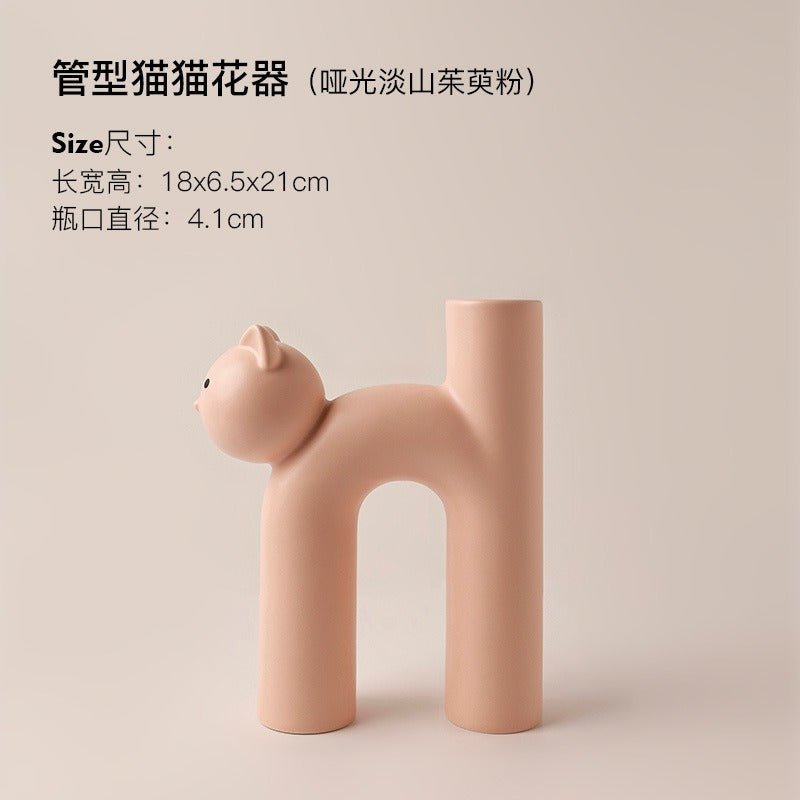 Cat Vase Decor for Playful, Sculptural Flower Displays