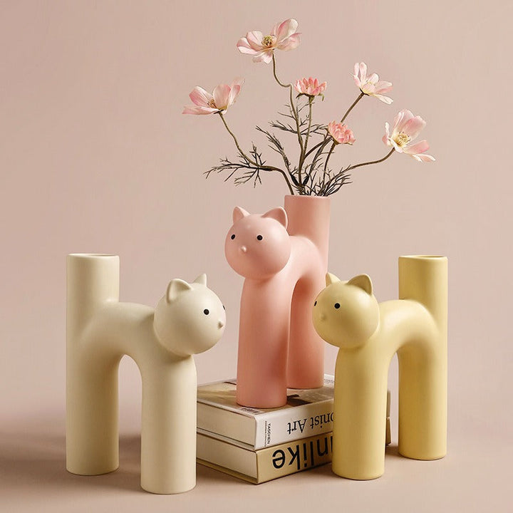 Cat Vase Decor for Playful, Sculptural Flower Displays