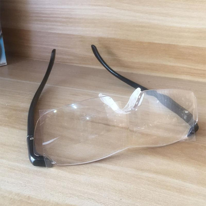 Magnifying Glasses for Reading Hands-Free Clarity