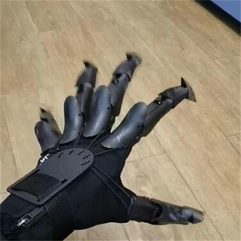 Dragon Claw Gloves: Articulated Halloween Costume Props