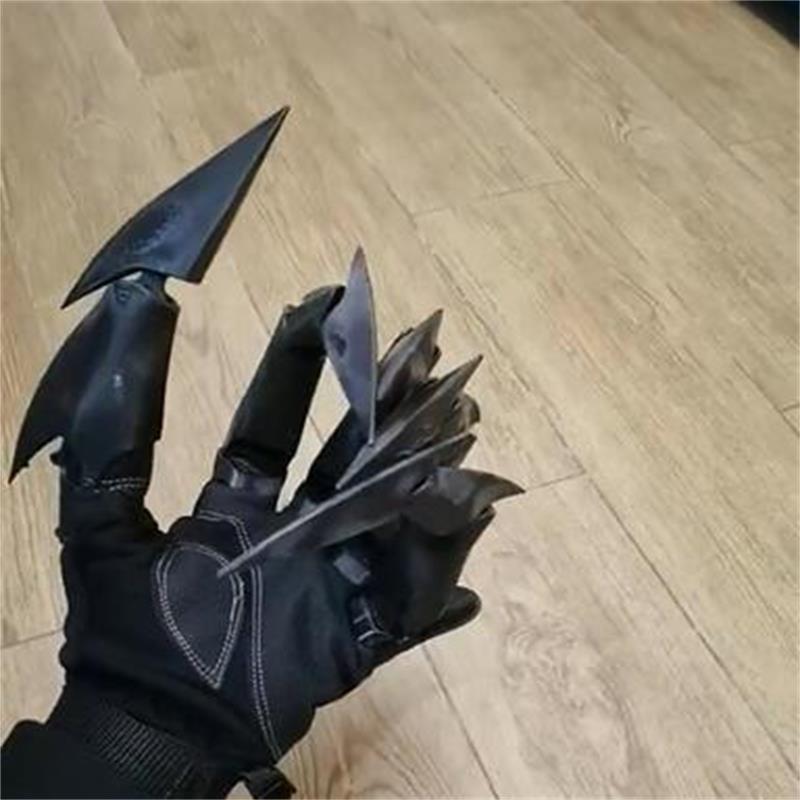 Dragon Claw Gloves: Articulated Halloween Costume Props