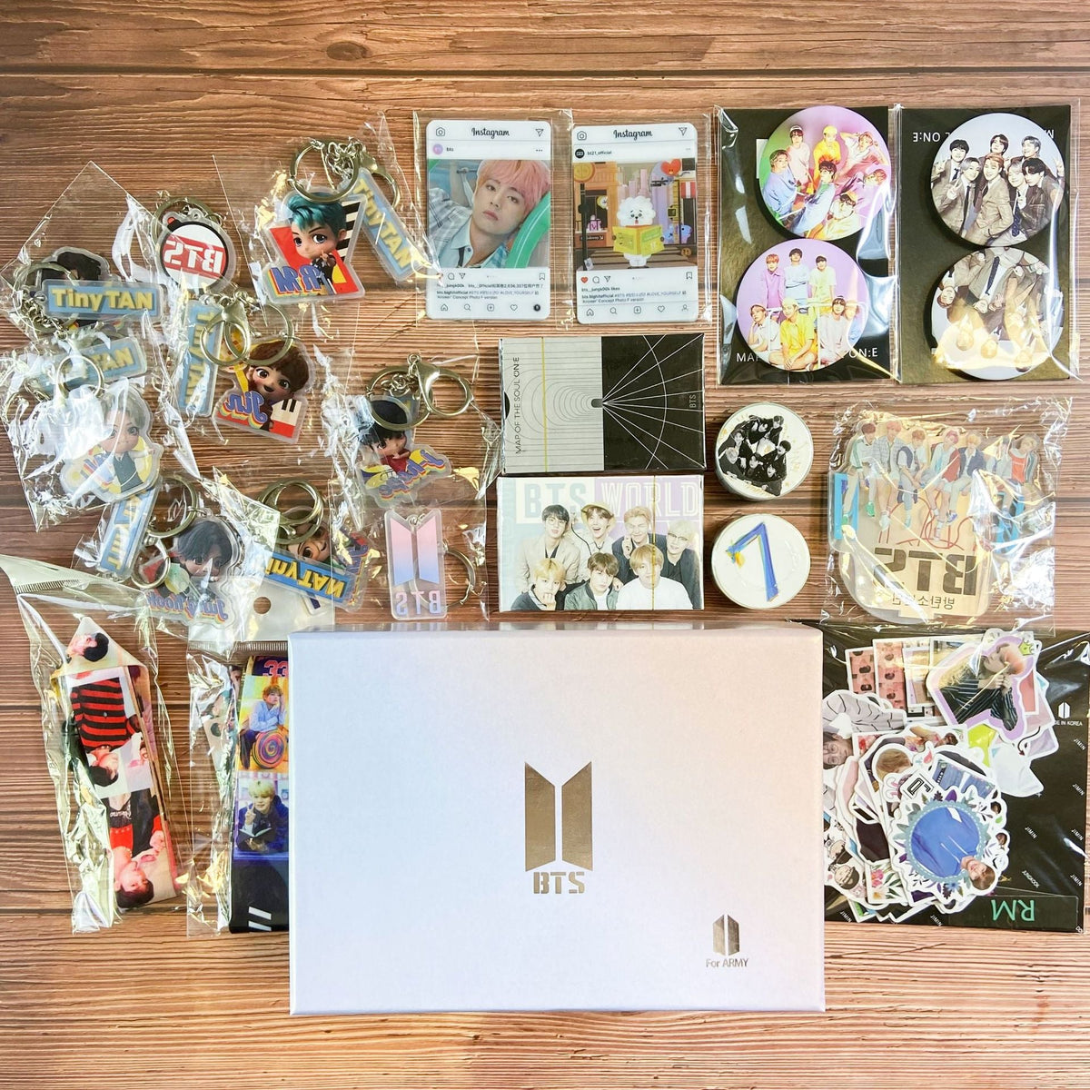 BTS Fan Gift Set With Collectible Cards & Keychains