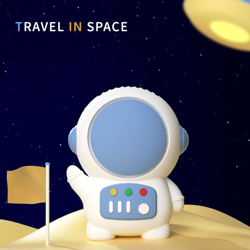 Cute Astronaut Mini Fan, Portable Clip-On Keychain Fan