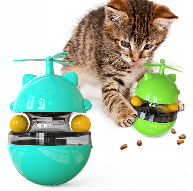 Cat Slow Feeder Ball for Interactive Treat Playtime