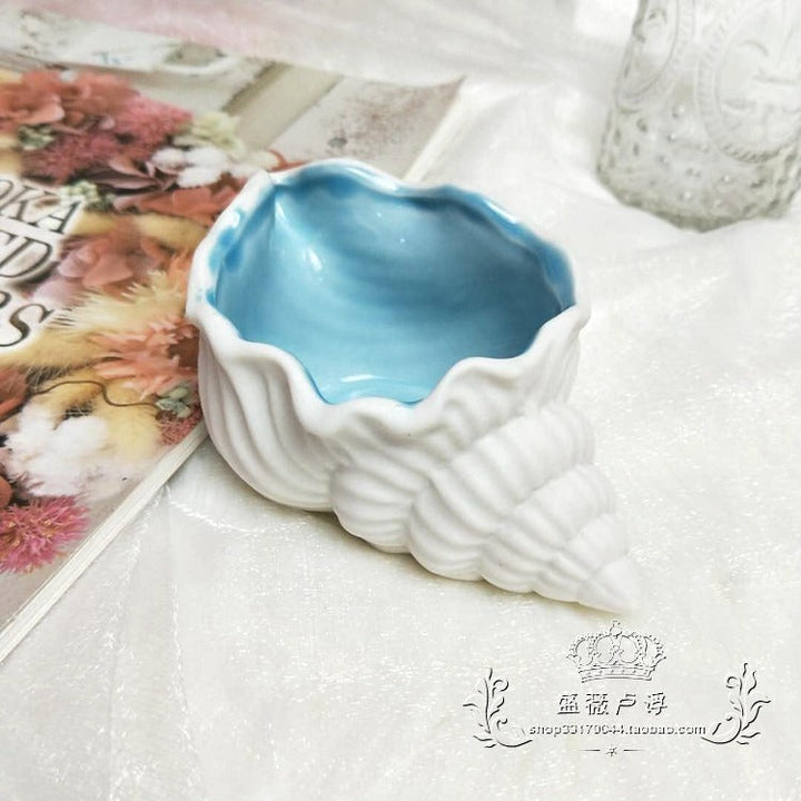 Ceramic Conch Shell Vase for Romantic Eternal Flowers