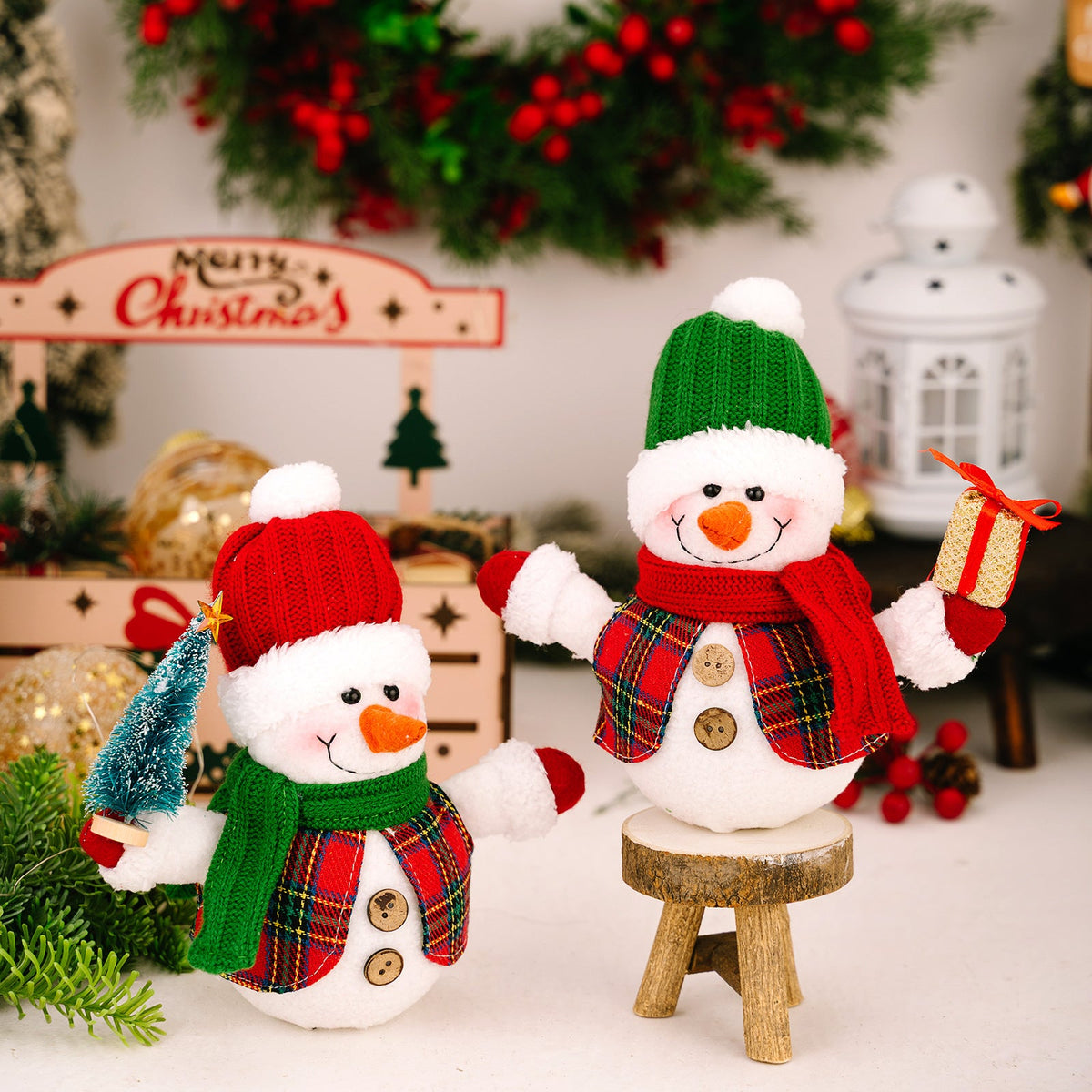 LED Snowman Figurine Set for a Warm Christmas Glow