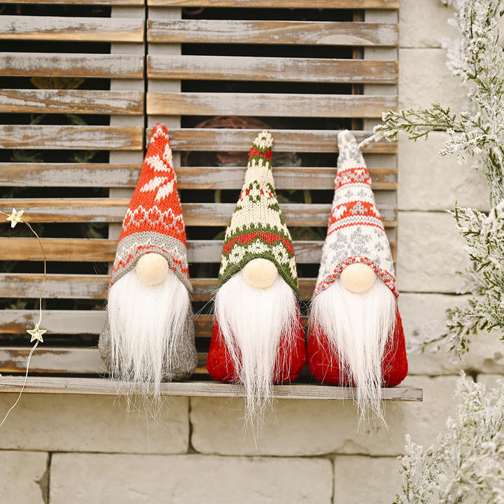 Christmas Gnome Set for a Warm, Festive Mantel Display